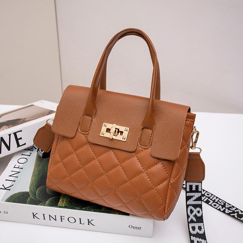 

2025 Ромбовидная вышитая портативная маленькая квадратная сумка с широким плечевым ремнем через плечо для мобильного телефона, женская сумка на одно плечо светло-коричневого