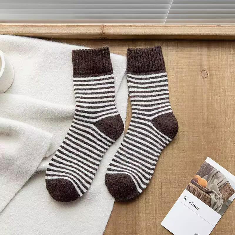 Korean Style Striped Terry Mid-Calf Socks - Thick, Warm, and Versatile for Autumn/Winter