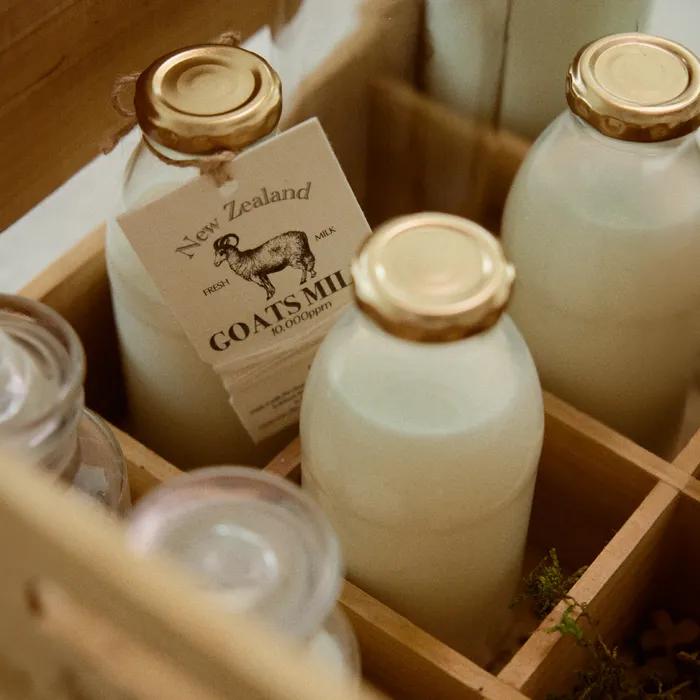 hetras Perfume Essence Large Capacity Hand Lotion 515ml Gift Edition High Moisture Goat Milk Hand Cream