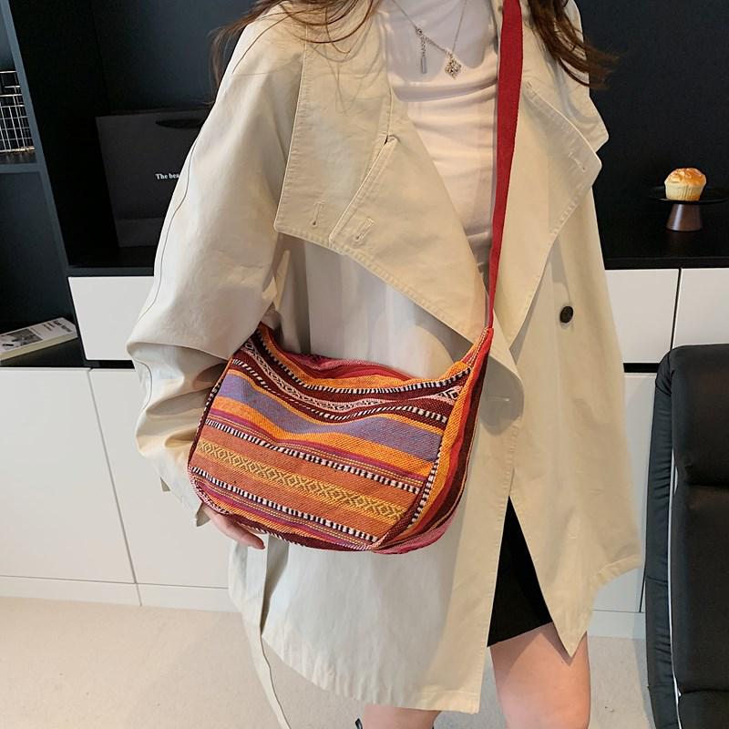2025 Ethnic Style Large Capacity Retro Dumpling Crossbody Bag