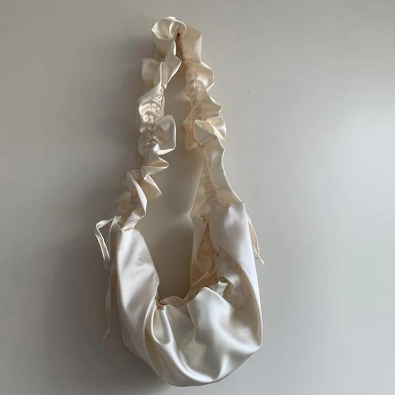 

Модная атласная сумка-пельмень Складчатая сумка на плечо Дизайнерские сумки-тоут для женщин Шелковая сумка-хобо Облако Сумка через плечо Женская сумка-шоппер Шикарная