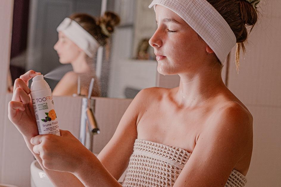 Mgiełka do mycia twarzy dla dzieci toofruit - delikatnie oczyszcza i pielęgnuje - pomarańcza i borówka - 100 ml