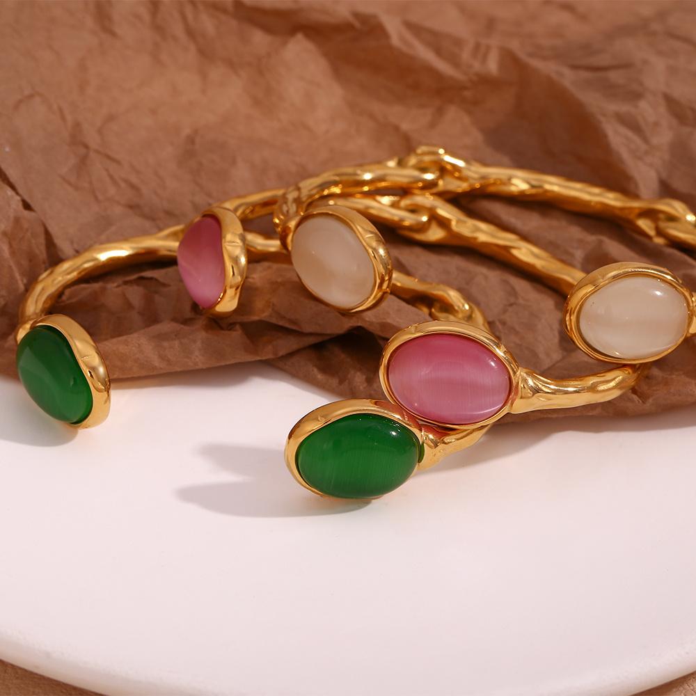Oval Open Irregular Bracelet for Women, A Unique and Niche Wrist Accessory, Versatile Commuting Fashion Jewelry Accessory.