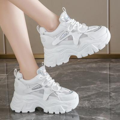 Modne Oddychające Siateczkowe Grube Sneakersy Damskie 2025 Wiosna Moda Białe Buty Sportowe na Platformie Kobieta Komfort Gruba Podeszwa Buty do Chodzenia
