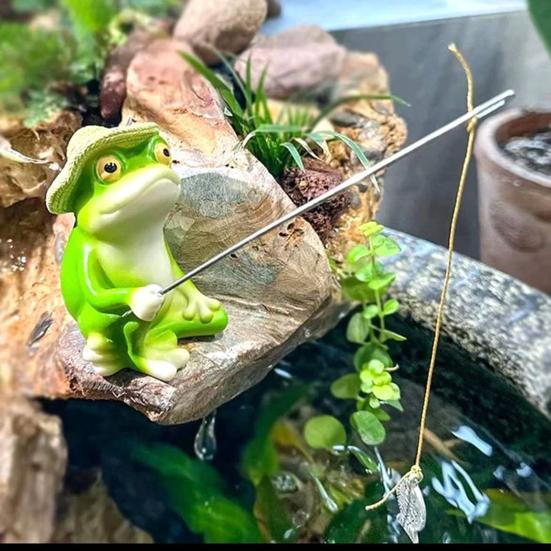 Yousheng Frog Garden Statue Lotus Leaf Sitting Frog Figurine Cute Resin Frog Sculpture for Outdoor Yard Garden Pond Home Office Desk Tabletop Decor
