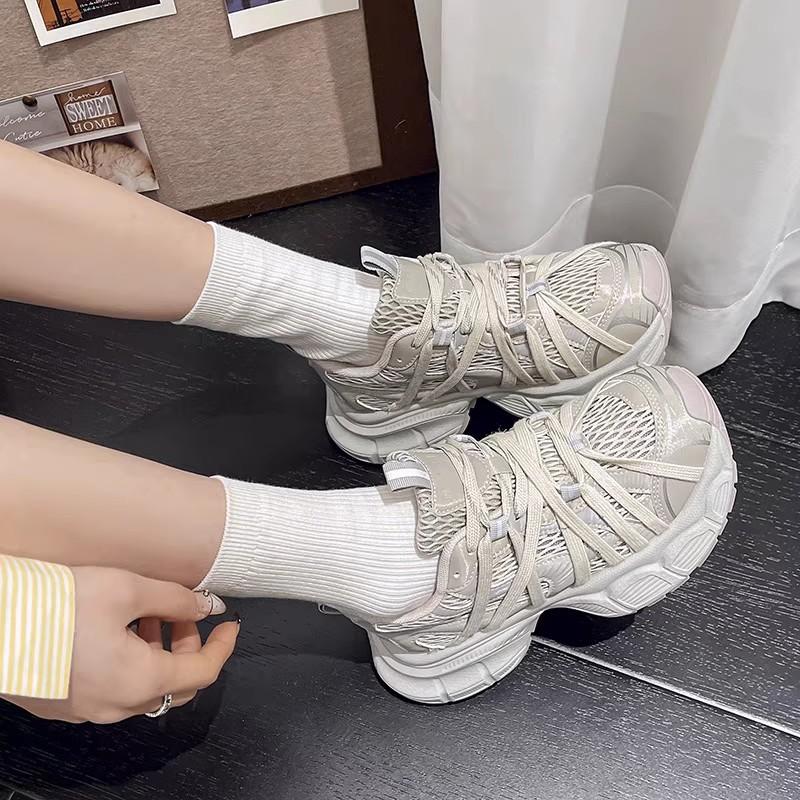Breathable Lace-up Niche Mesh Sneakers Spring and Summer Versatile New Dad Shoes Street Style Round Head Fashion Casual Shoes