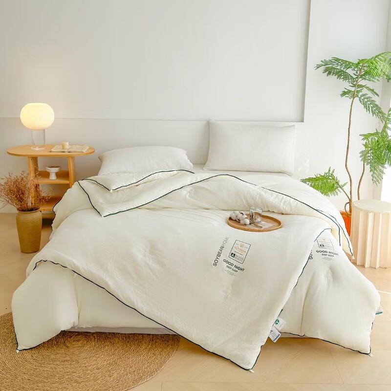 

Grace Cotton Soybean All-Season Duo Quilt