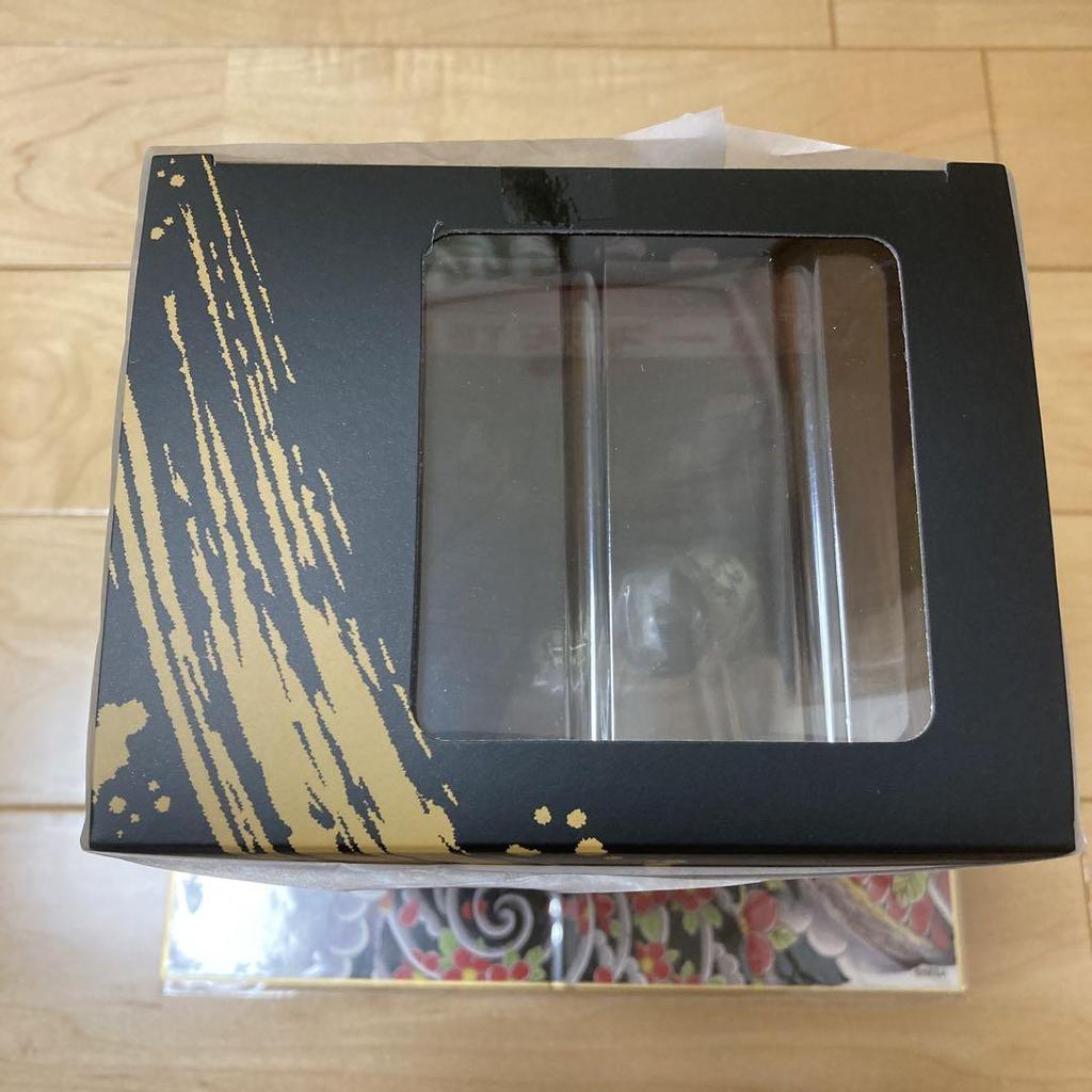 [USED] Yakuza Goro Majima figure with mini folding screen