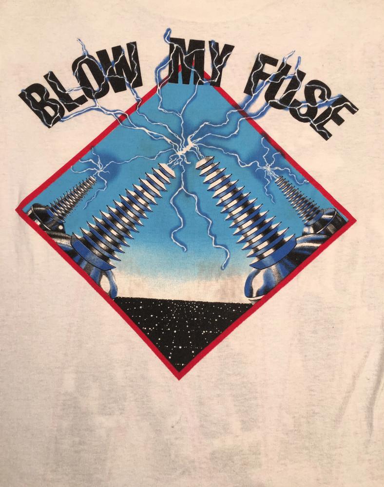 Vintage Kix Band Blow My Fuse Tour Shirt Short Sleeve White Unisex  E1254 Unisex T-Shirt L