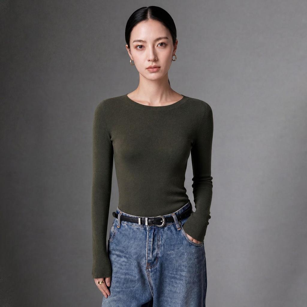 Machine Washable Slim-Fit Merino Wool Sweater with Half-High Neck.