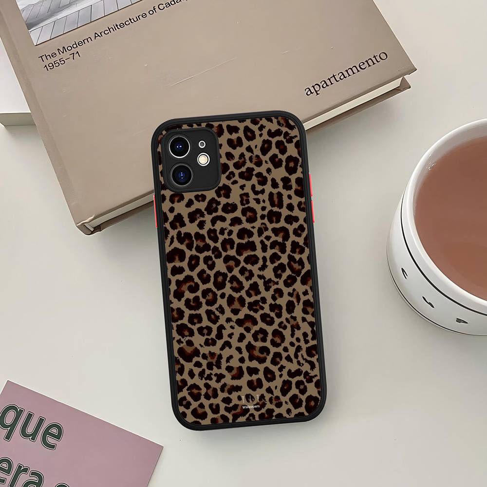 

Anime Leopard print Silicone Matte Phone Case For iphone 13 14 15 16 Pro Max 11 12 X Xs Max Soft Cover iphone 16 plus