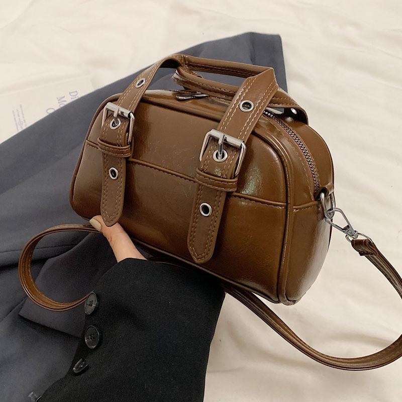 Ielgy Ladies Fashion Retro Portable Small Square Bag Niche Design Shoulder Messenger Bag