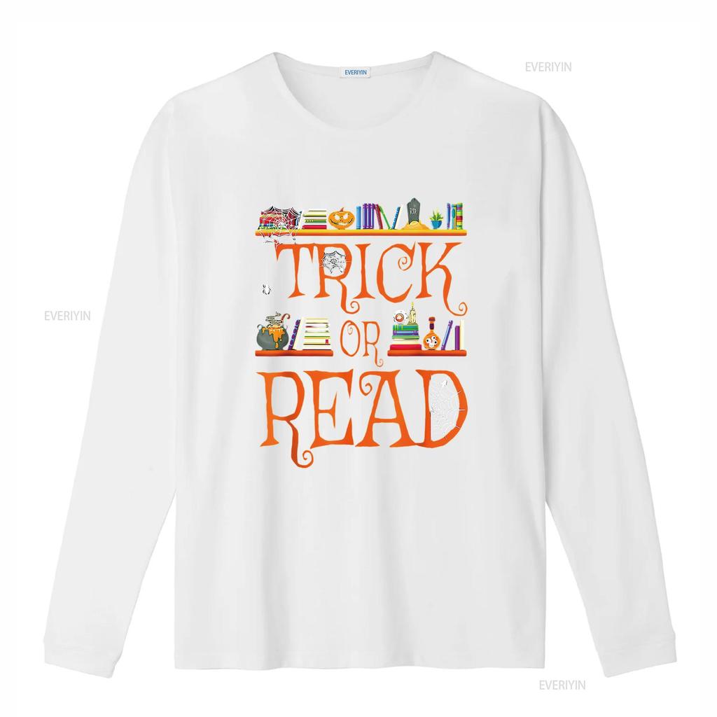 Halloween Book Lovers Librarian Trick or Read Library Event T Shirt vintage Washed Top For Everyday Wear Stretched graphic