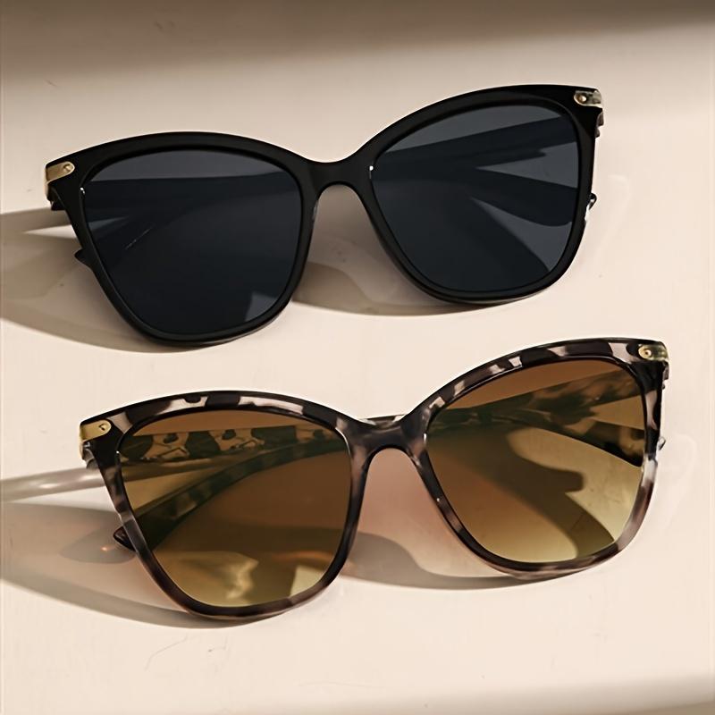 Women's Classic Cat Eye Fashion Glasses Bohemian Style with Metal Rivets, Fashionable Plastic Frame & Lens, Ideal for Festivals, Parties