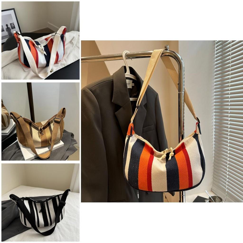 Fashionable Casual Striped Canvas Shoulder Bag For Everyday Use With Ample Space