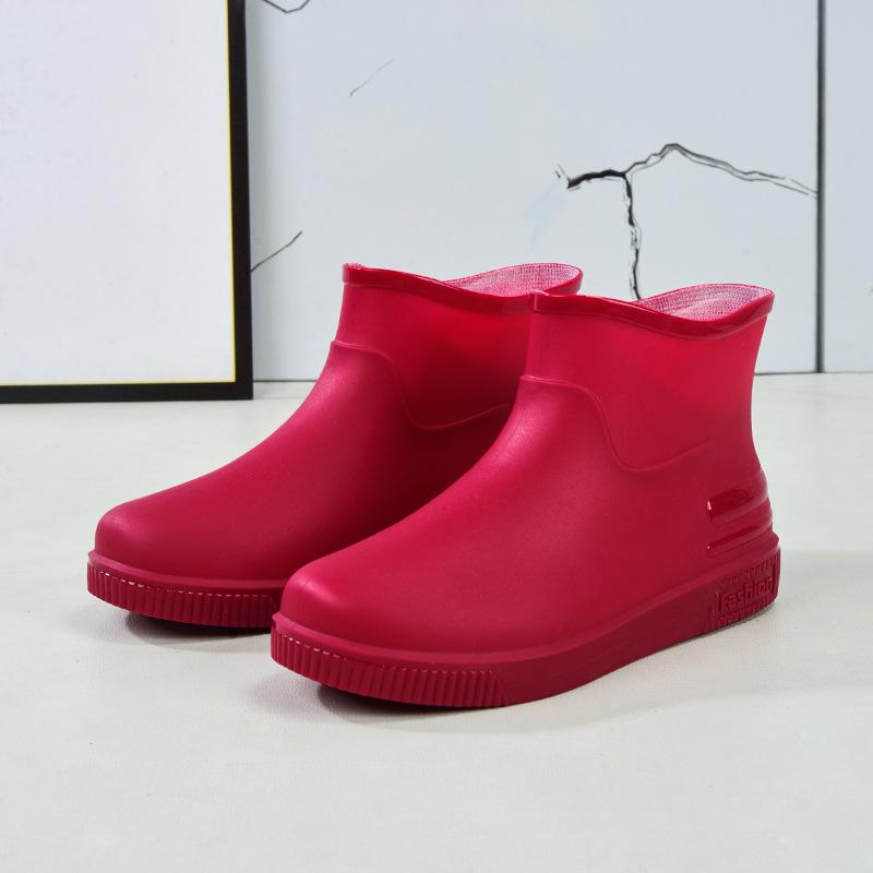 Hot-selling low-tube water shoes, short tube rain shoes, low-top water boots, and non-slip and waterproof rubber shoes