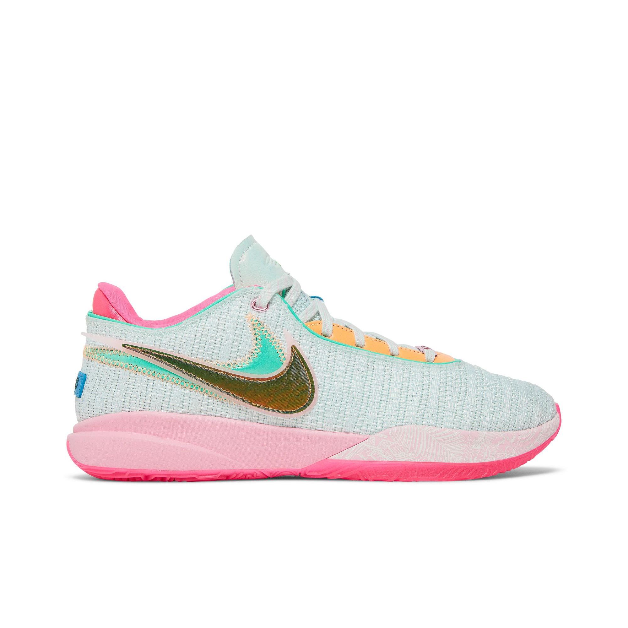 Nike LeBron 20 EP `Time Machine`