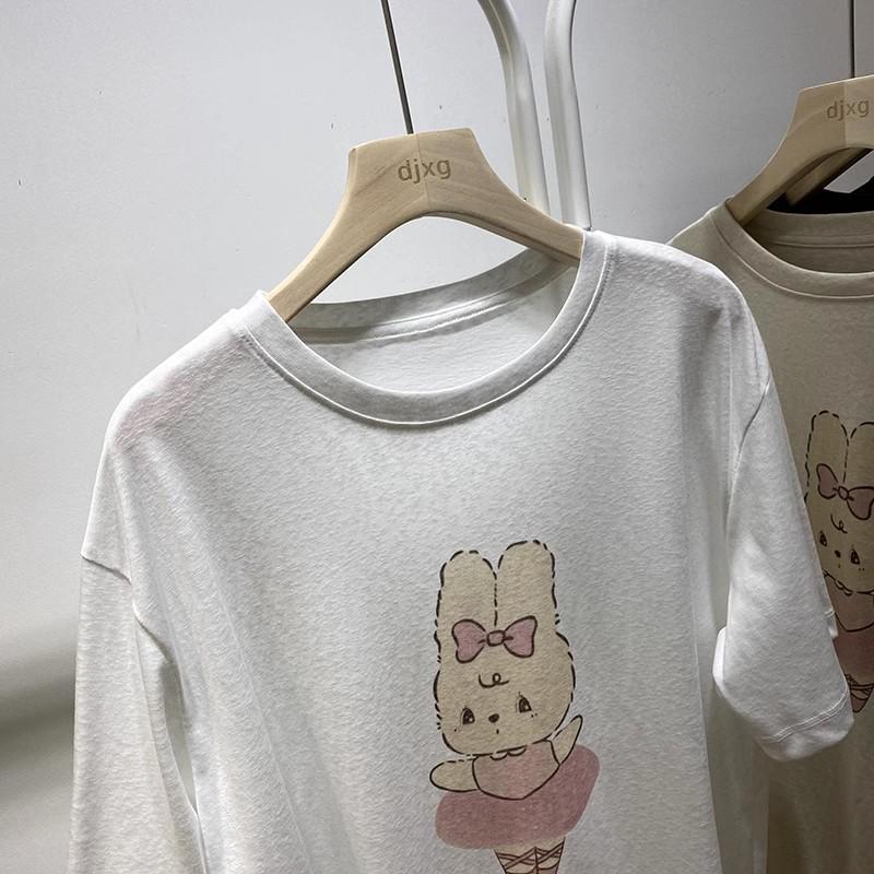 Camiseta de Algodão Feminina de Verão com Estampa de Coelho de Desenho Animado: Solto, Confortável, Manga Curta, Comprimento Médio