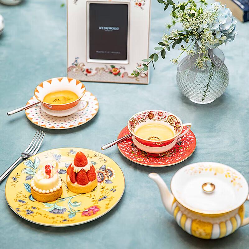 Wedgwood Roaming in Beautiful Scenery Apple Blossom Coffee & Tea Cup Set