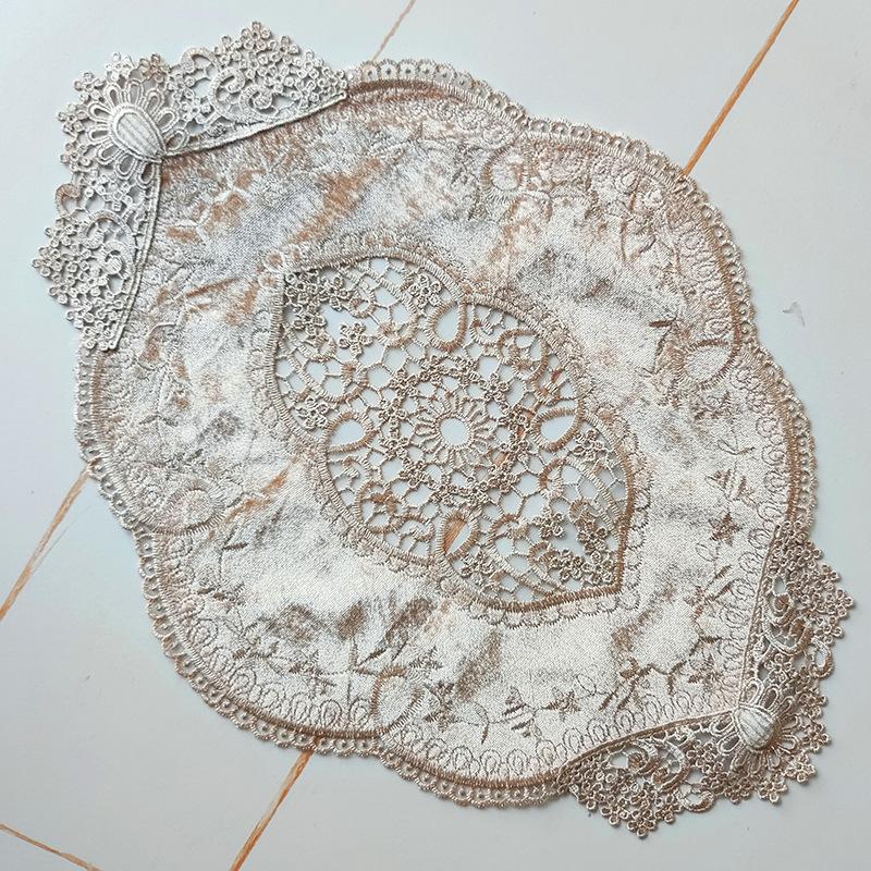 

Фланелевая вышитая скатерть Европейская вышивка Декоративная скатерть Теплоизоляционная Пылезащитная Накладка на стол Ретро стиль Кружевная подкладка Фланелевая вышивка 44*32CM хаки