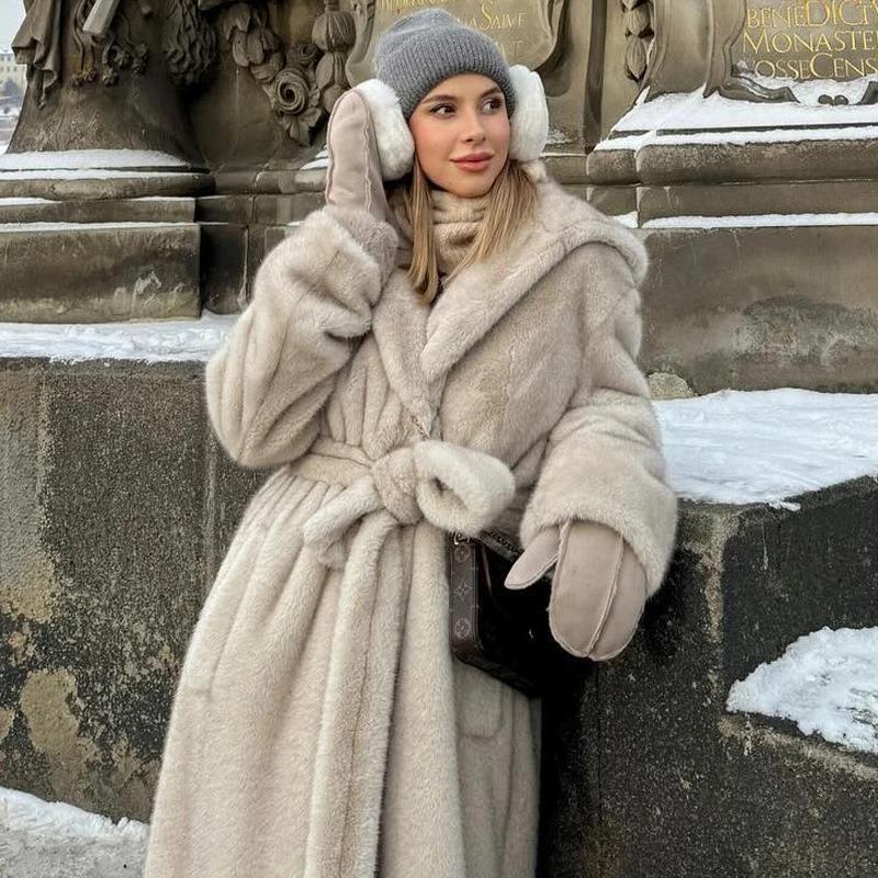 Autumn and winter hooded imitation fur coat women's long mink fleece fur coat soft environmentally friendly fur coat