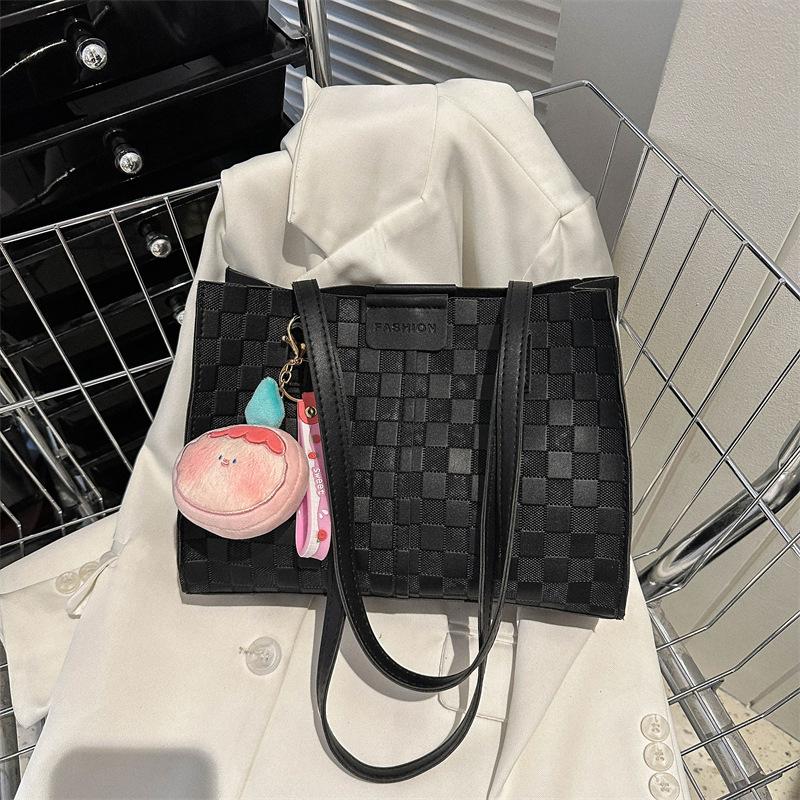 Large Capacity Simple Bag for Women's New Versatile Textured Plaid Shoulder Bag for Class Commuting Toy Bag