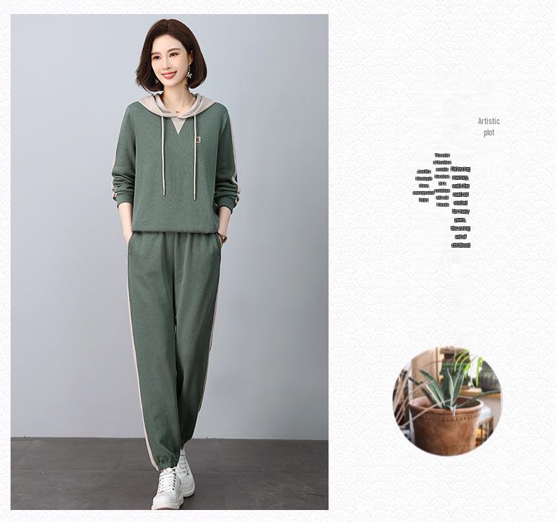 Women's Plus Size Autumn Two-Piece Set: Fashionable Sweatshirt & Loose Sportswear Pants