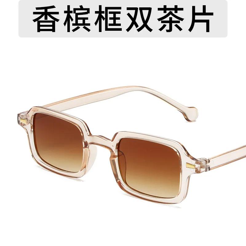 Vintage Square Sunglasses Woman Mirror Retro Rivet Glasses Female Brand Designer Black Shades  Anti-Glare Uv400
