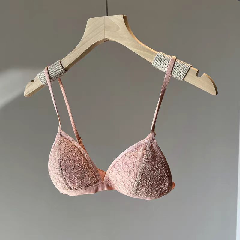 

Pure color contrasting lace French gathering small chest thin comfortable and breathable sexy back bra cover triangle cup 38/85ABC рожевий