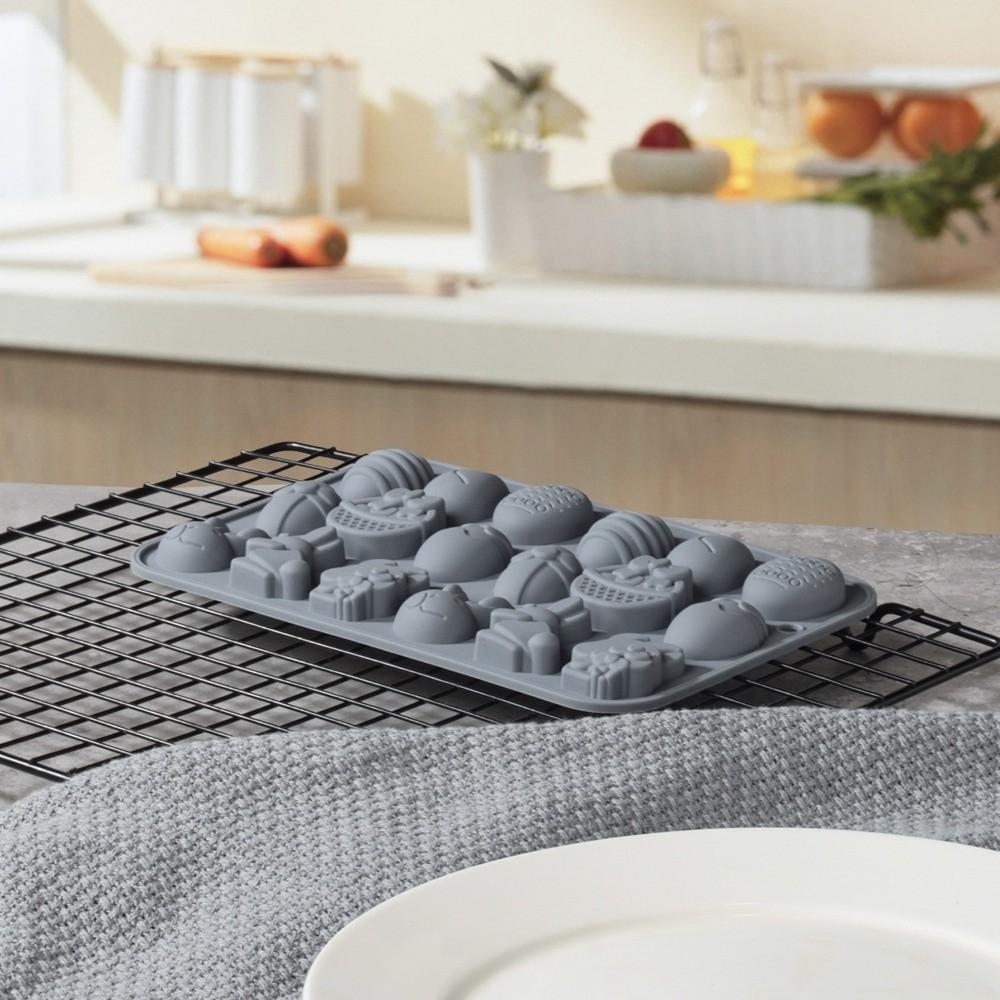 Multifunctional Easter Silicone Mold Non-stick Cake Decor Mold  Holiday Decoration