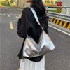 Simple women's crossbody bag displacement bag large capacity single shoulder niche design senior sense fashion new