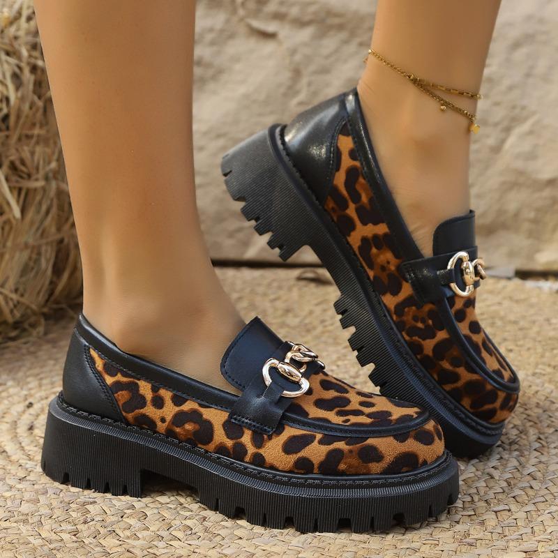 Leopardenmuster Einzelne Schuhe für Damen Frühling und Herbst neu Retro vielseitig runde Zehenpartie Metallschnalle dicke Sohle Übergröße Damen