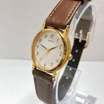 Used Working Item Ladies SEIKO Quartz 7321-6070 Wristwatch New Battery