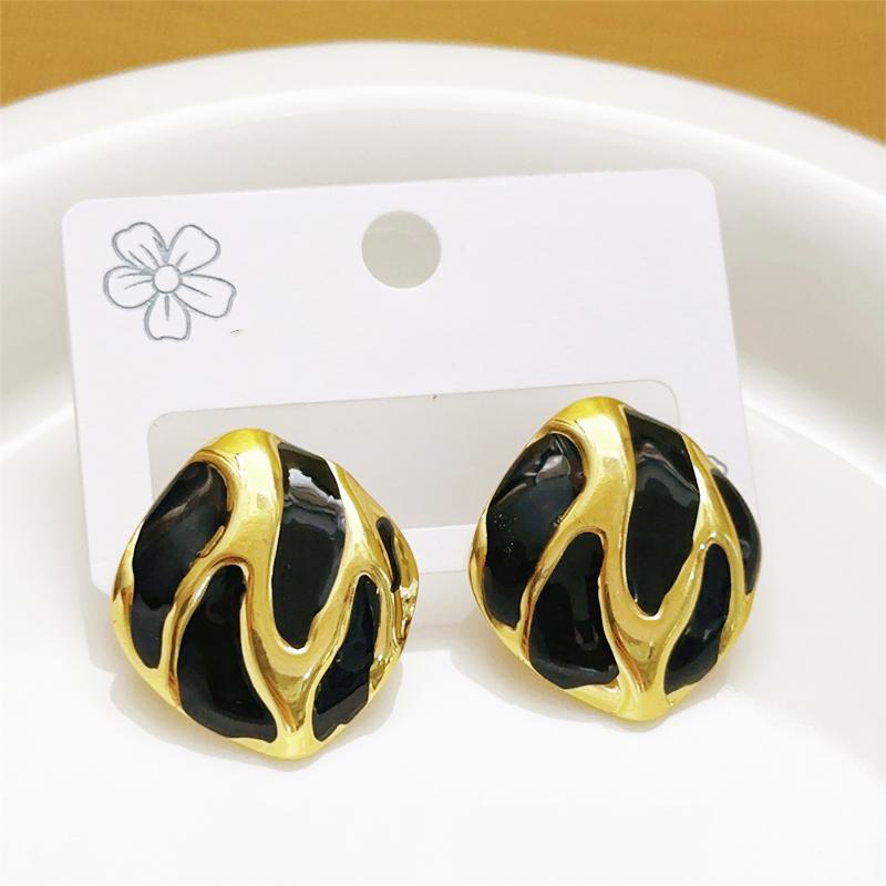 

Black White Enamel Women s Square Earrings Irregular Stripe Personality Bohemian Dangle Earrings 2026 new trend Ear Zircon