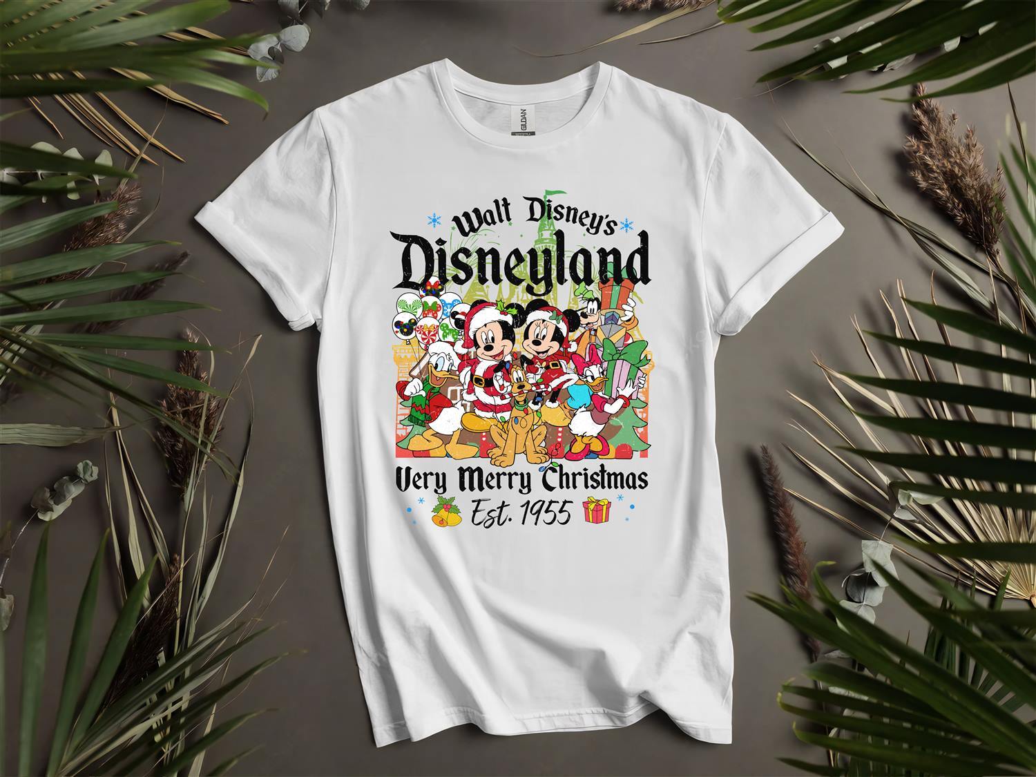 Walt Disney s Disneyland Christmas T-Shirt Mens Womens Tees Top T Shirt Mens Womens Tees Top Men Women Unisex Tshirt L29 S