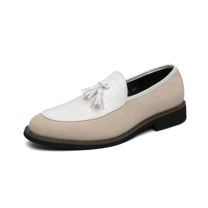 Men's Tassel Slip-On Leather Loafers: British Style, Fashionable & Casual, Available in Large Sizes.