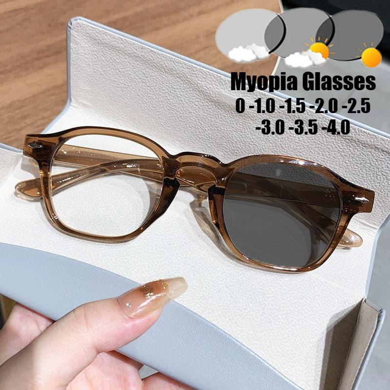 Retro Indoor Outdoor Pochromic Myopia Glasses for Women Leopard Blue Light Blocking Computer Glasses Diopters 0 To -4.0