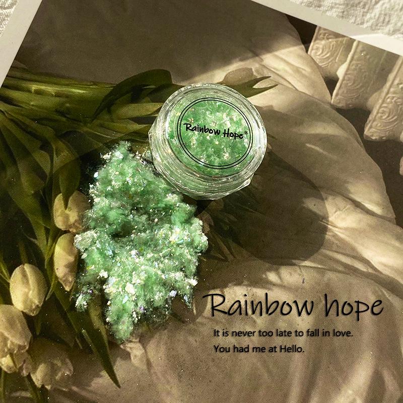 

Маникюр высшего класса: Пудра Aurora Glitter Opal для самостоятельного нейл-арта