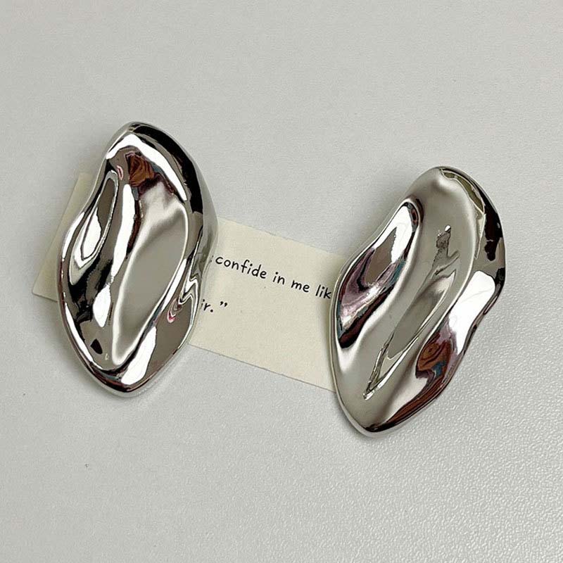 Exaggerated Metal Pleated Stud Earrings for Women Fashion Gold Color Irregular Glossy Geometric Statement Earrings Zircon