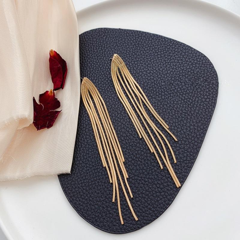 Vintage Gold Color Bar Long Thread Tassel Drop Earrings For Women Glossy Arc Geometric Korean Earring Fashion Jewelry  New