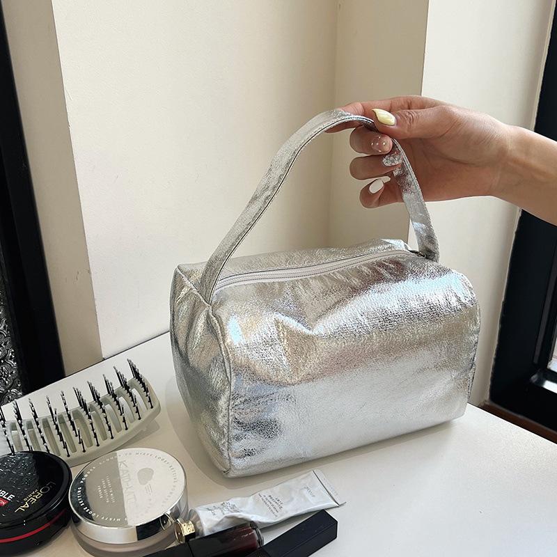 Portable Travel Toiletry Bag Flashy High-value Large-capacity Cosmetics Lipstick Storage Bag Handbag