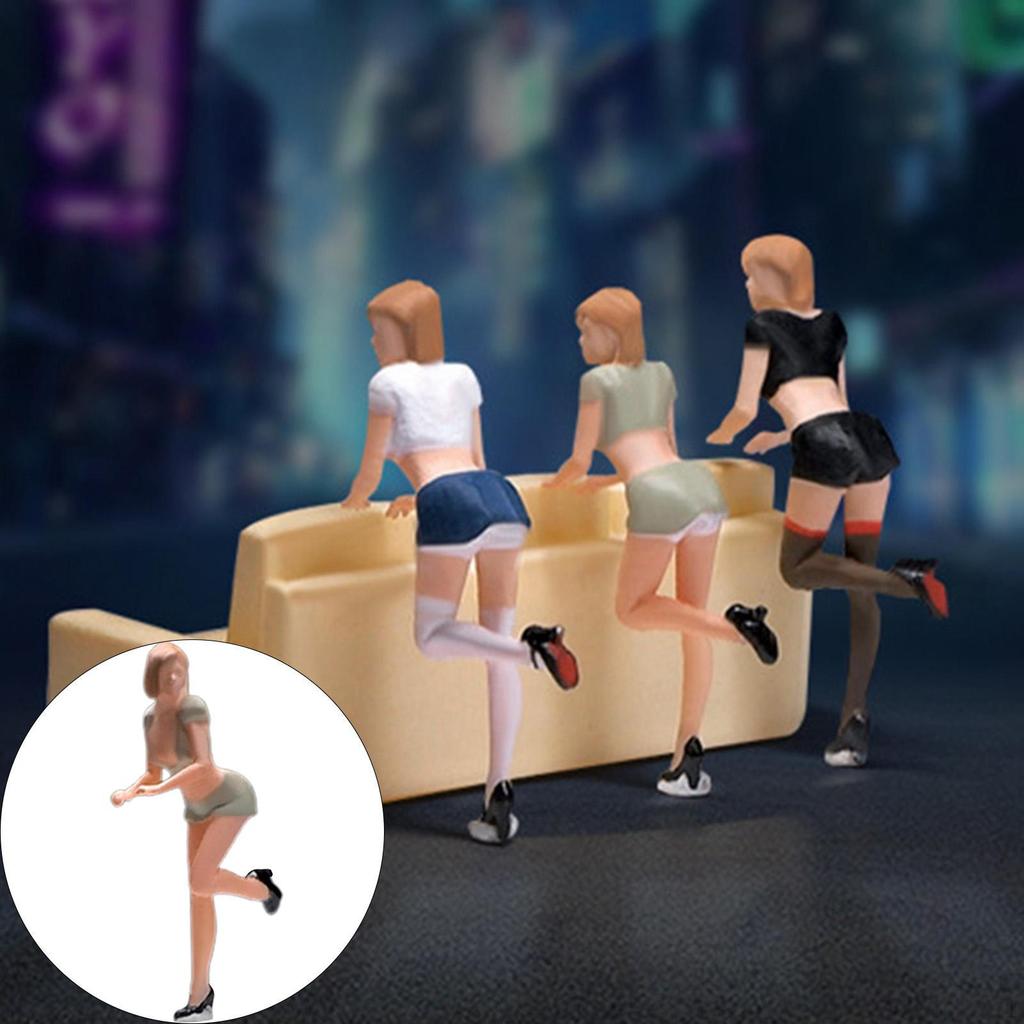 Resin Miniature Scene Ornament ,Role Play Figure, Tiny People Toys, Character Model, Painted Model