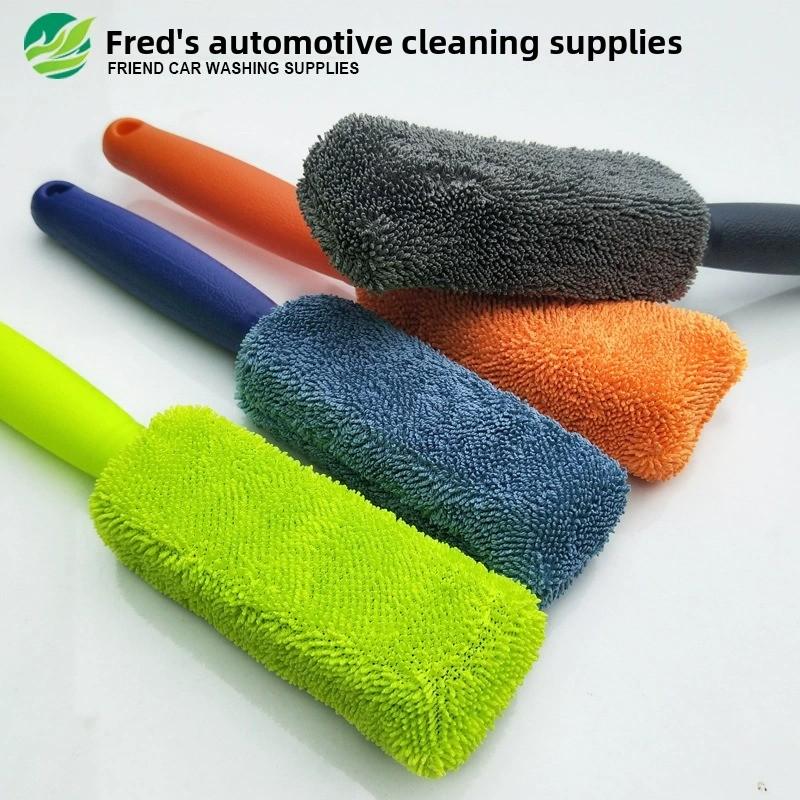 Cepillo de limpieza para neumáticos de coche con mango largo y microfibra suave