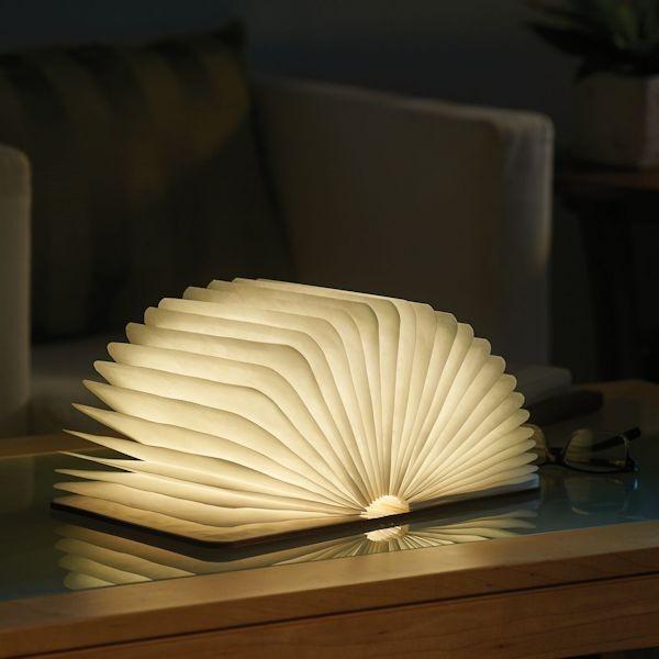 A Beautiful Book With Warm Light Is The Best Birthday Gift For Best