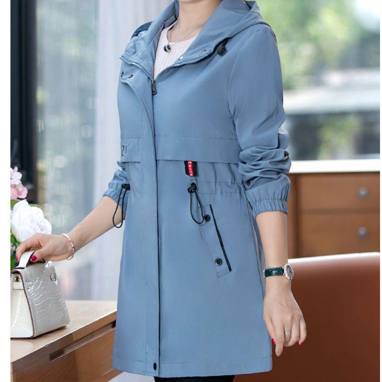 2025 Damen Trenchcoat mit lockerer Passform für Mittelalte & Ältere - Frühling/Herbst Blaue Oberbekleidung