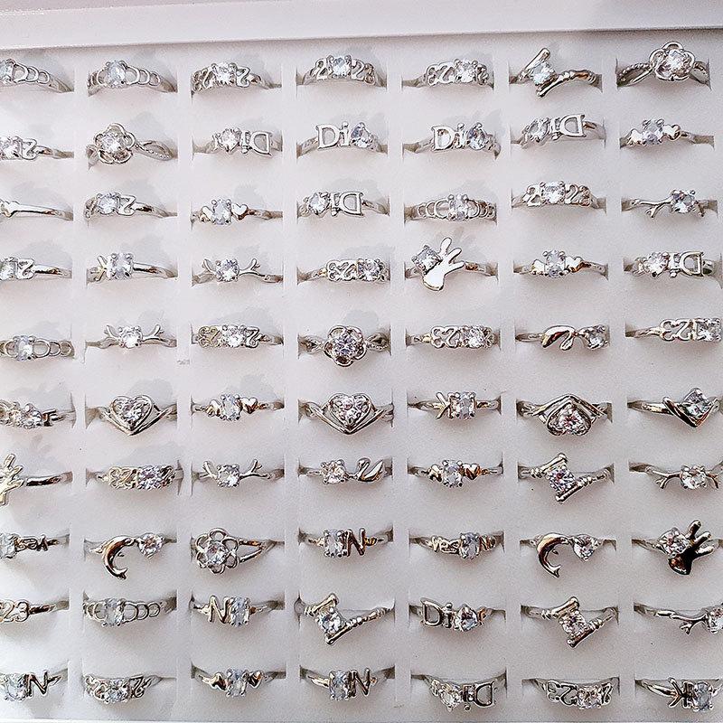 12-teiliger einfacher All-in-One-Blumen-Diamantring für Mädchen, Kristallring