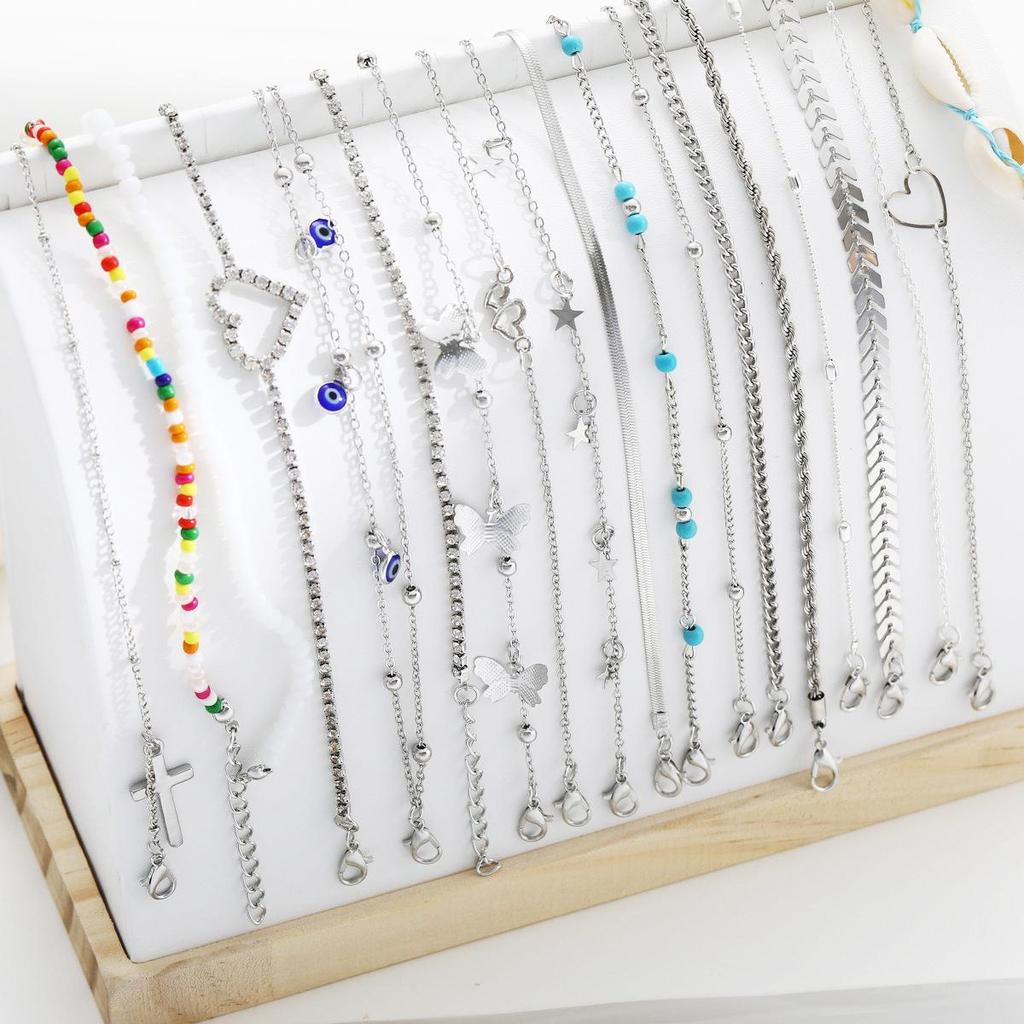 Fashion Chic Multi-Design Anklet Set For Women Elegant Vintage Evil Eye Cross Heart Charm Colorful Bead Anklets Beach Jewelry