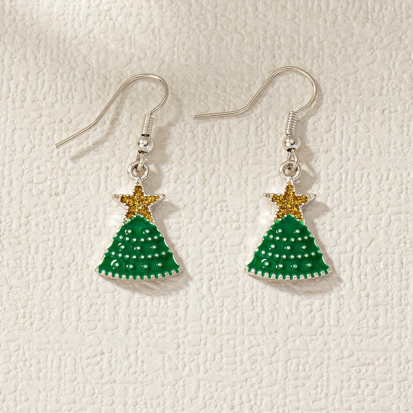 A pair of simple and stylish Christmas tree earrings, classic elegance and high-end women s earrings, suitable for Christmas