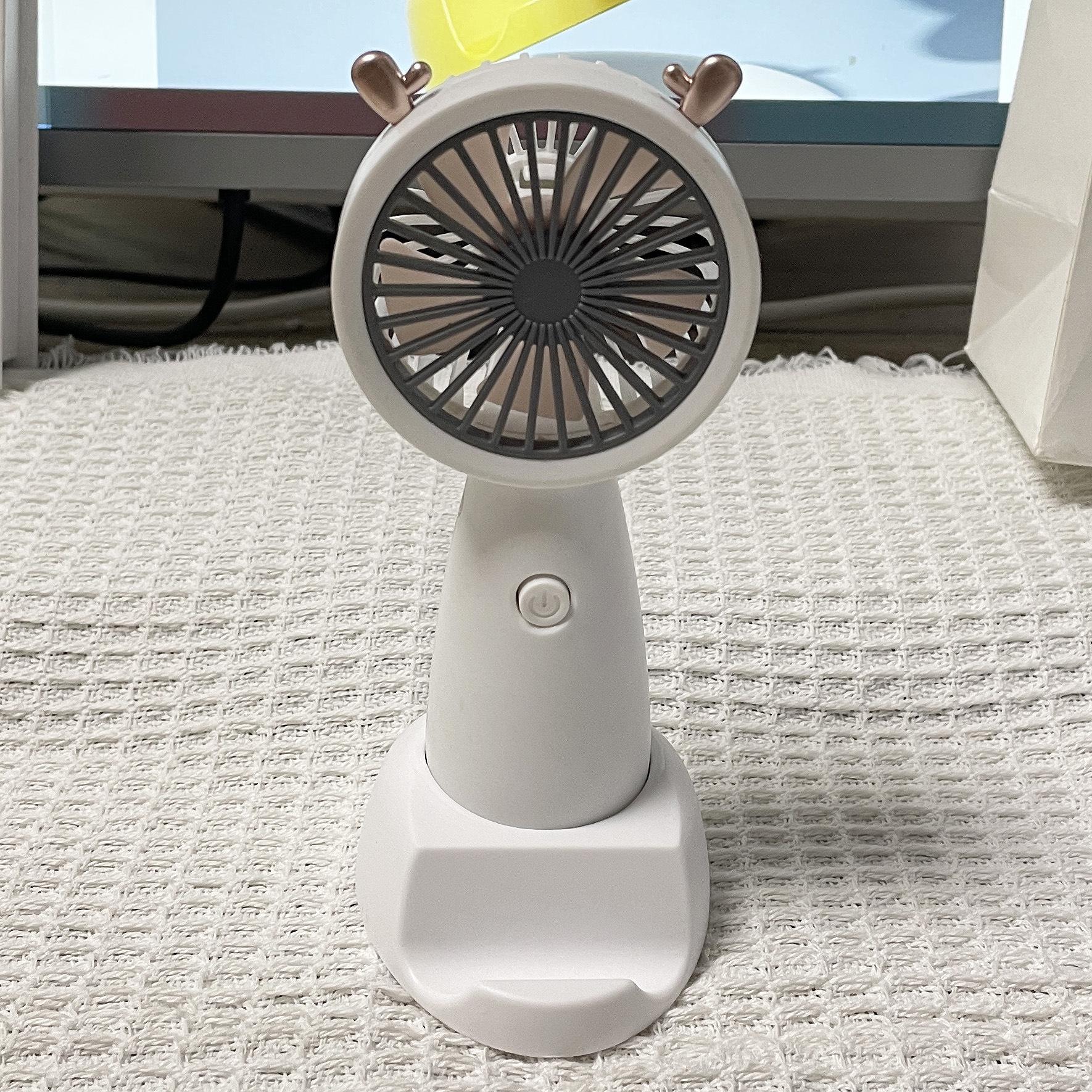 

Cartoon USB Rechargeable Mini Desktop Fan & Phone Holder 8x6x15 cm