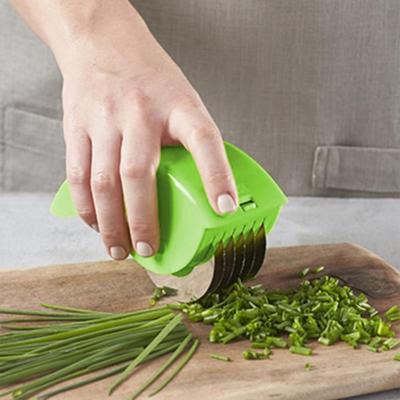 1pc Creative Kitchen Roller Onion Garlic Cutter Vegetable Cutter Kitchen Accessories Gadgets